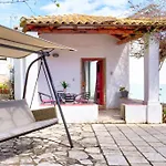 Ferienhaus Andromachi Escape! *